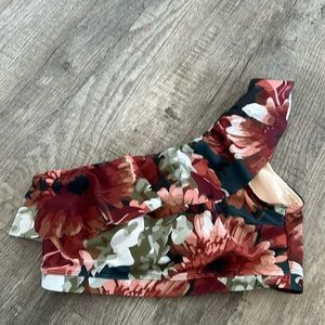 ALBION Fit Messina Icon Wave Swim Top